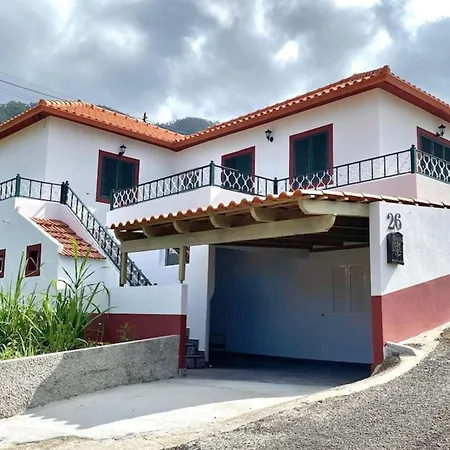 Picturesque Stay Porto Da Cruz Exterior photo